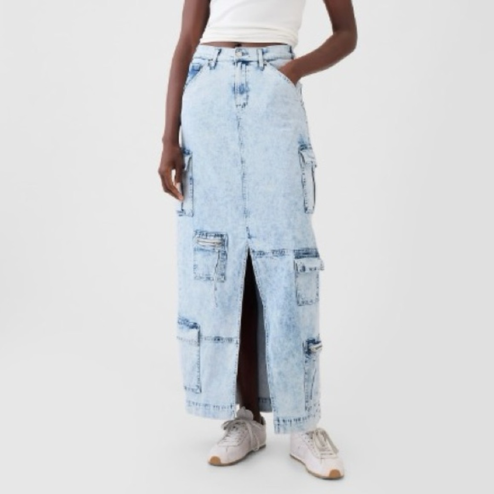 Gap Trendy Denim Maxi Skirt with Pockets